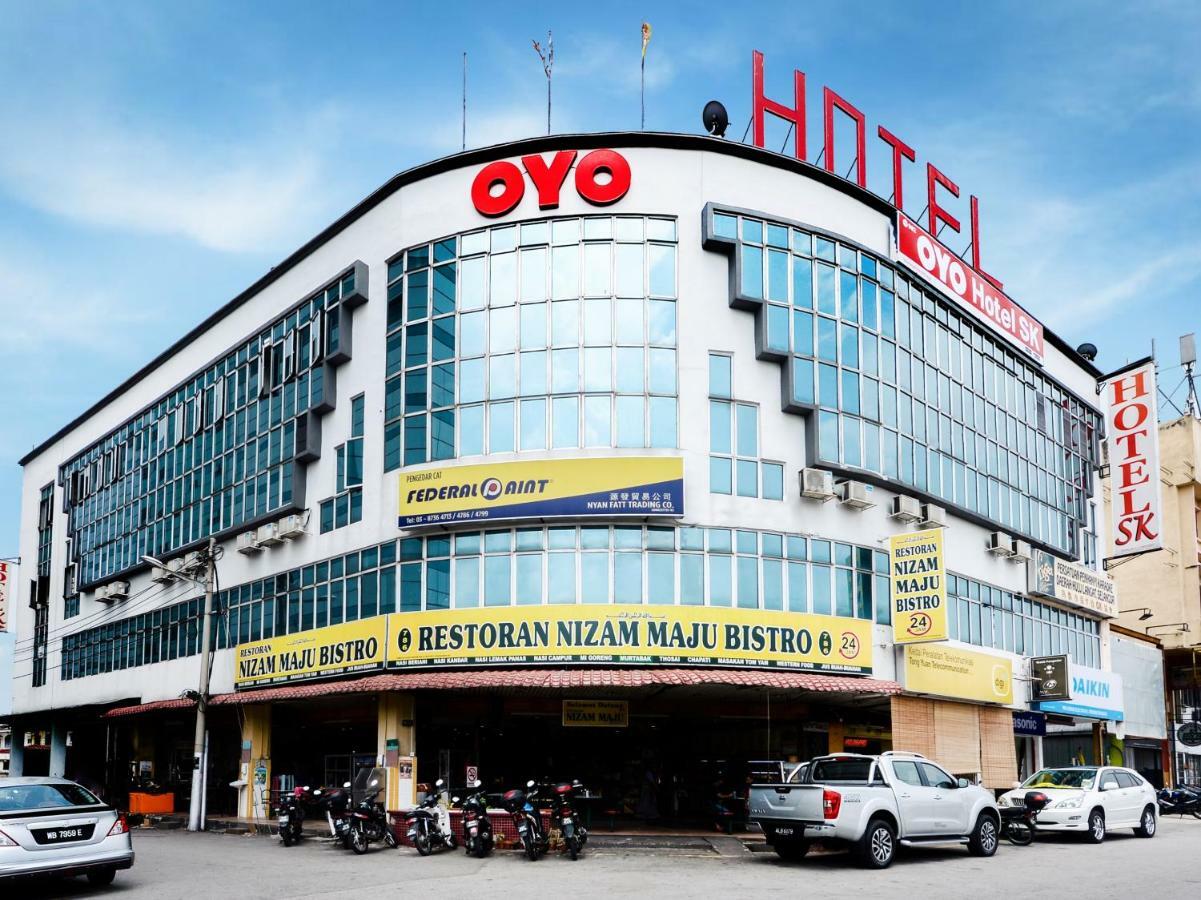 Oyo 982 Hotel Sk Каджанг Екстериор снимка